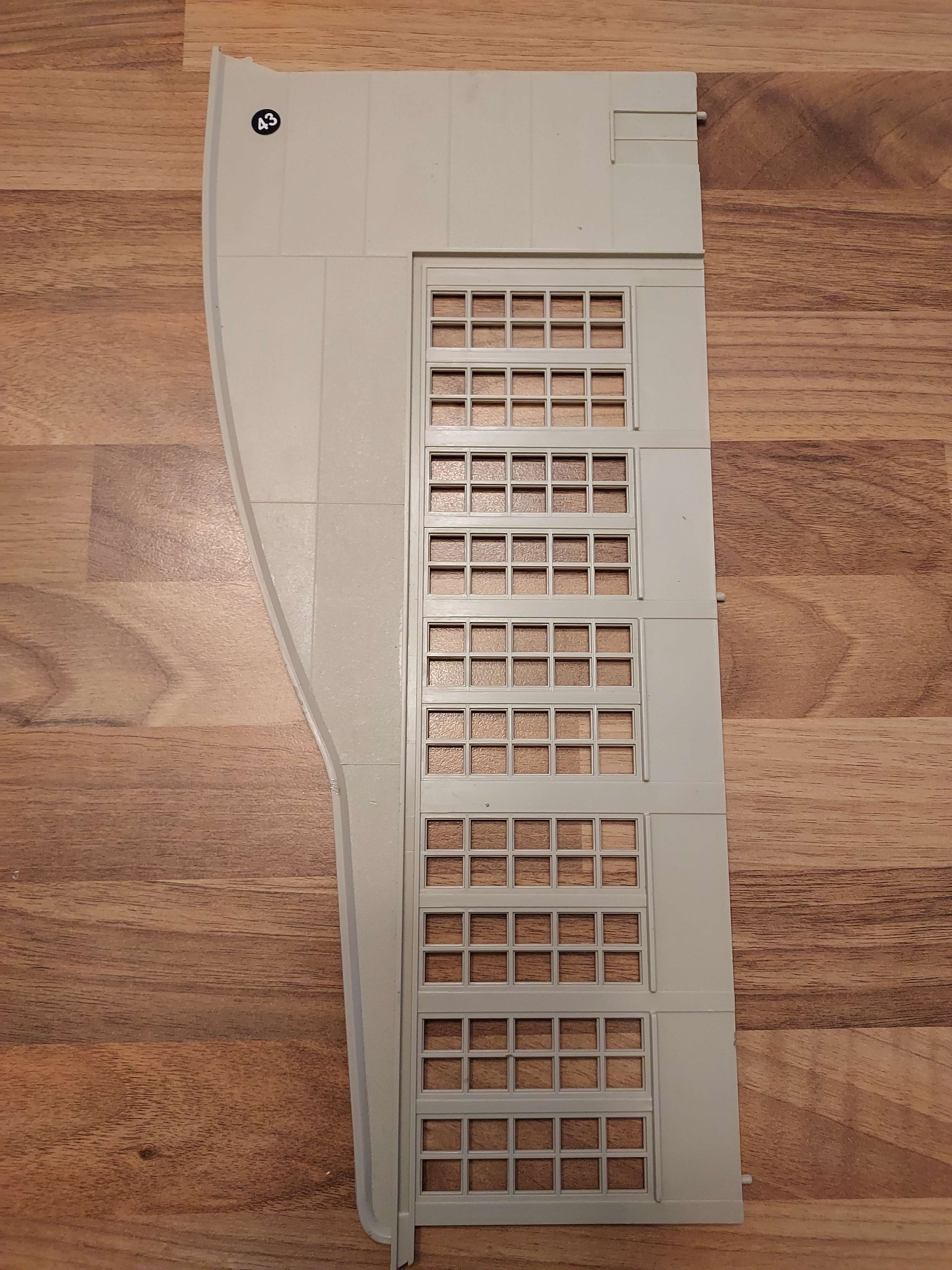 Jouef c&ocirc;t&eacute; lat&eacute;ral pour rotonde HO ref 43
