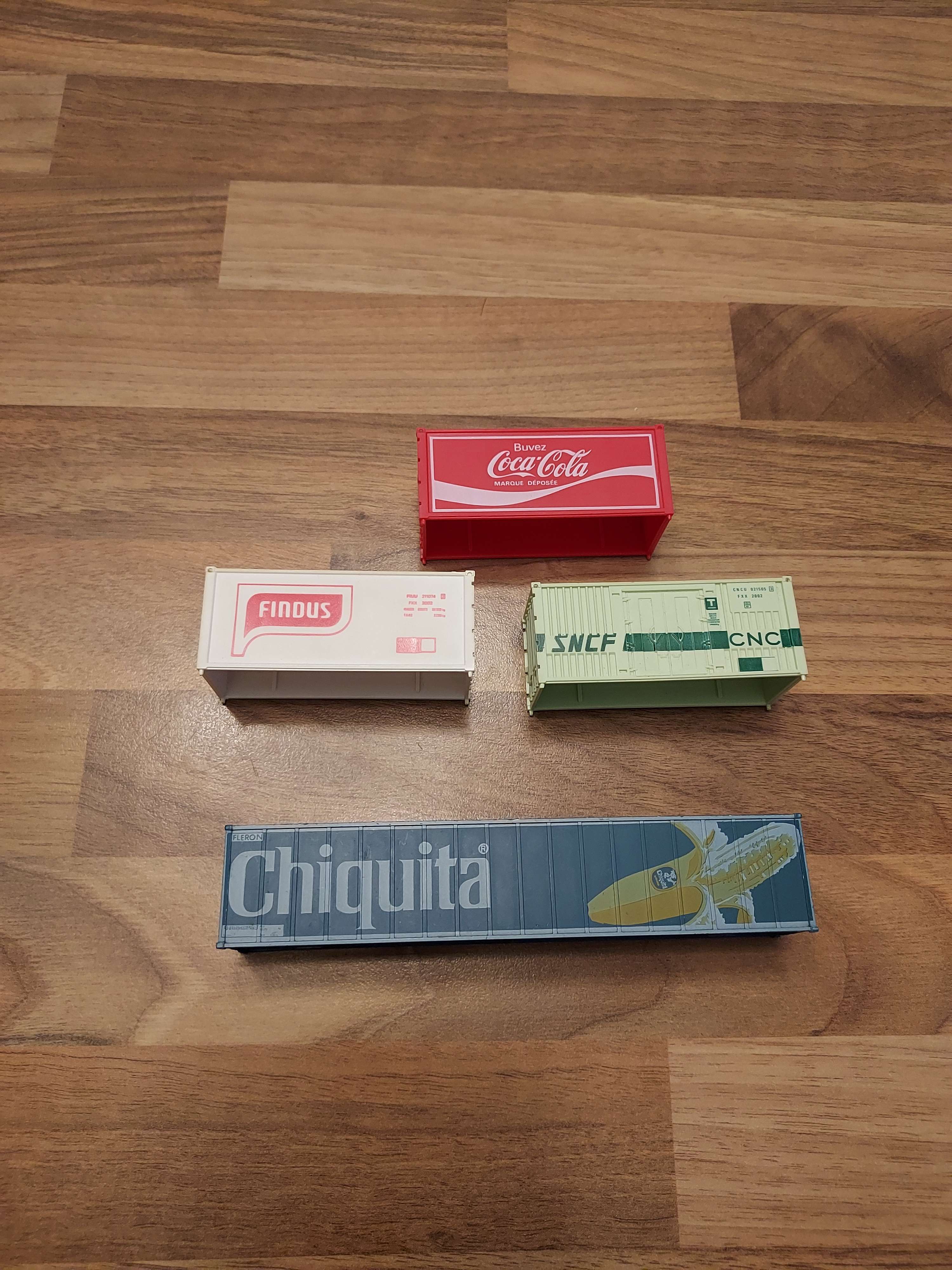 Jouef lot de 4 conteneurs HO coca cola findus cnc chiquita