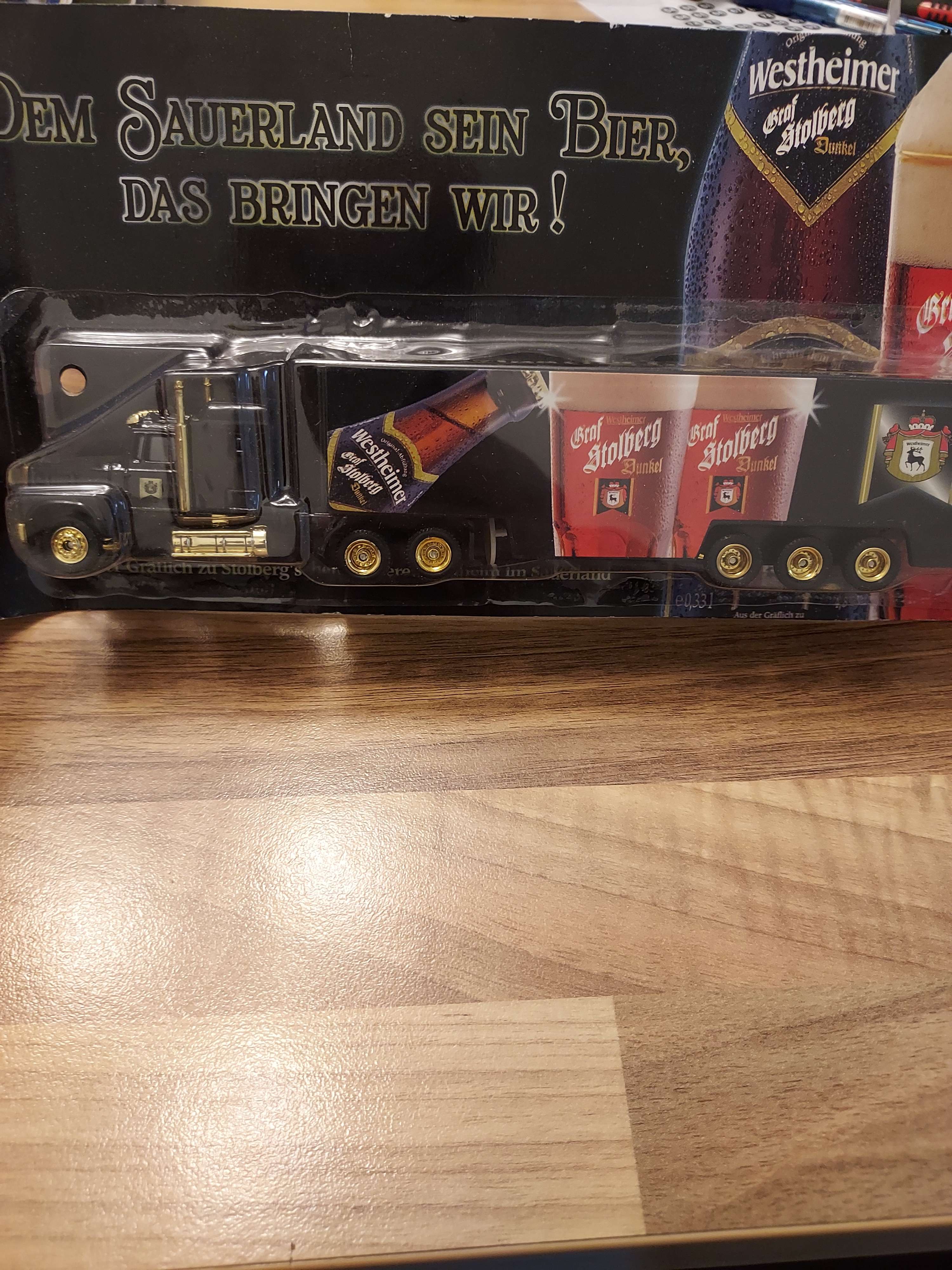 Camion avec remorque 1/87 