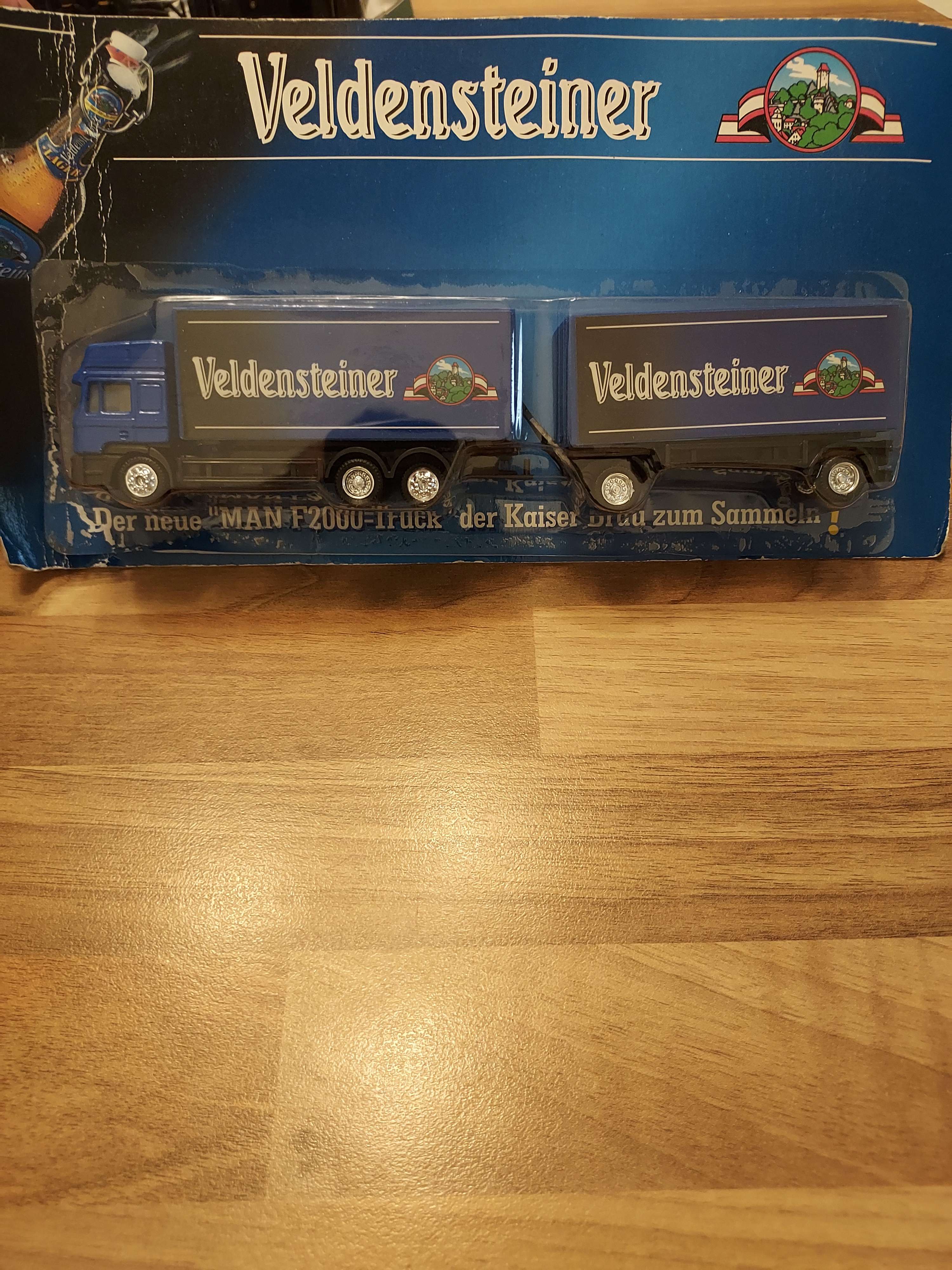 Camion avec remorque 1/87 