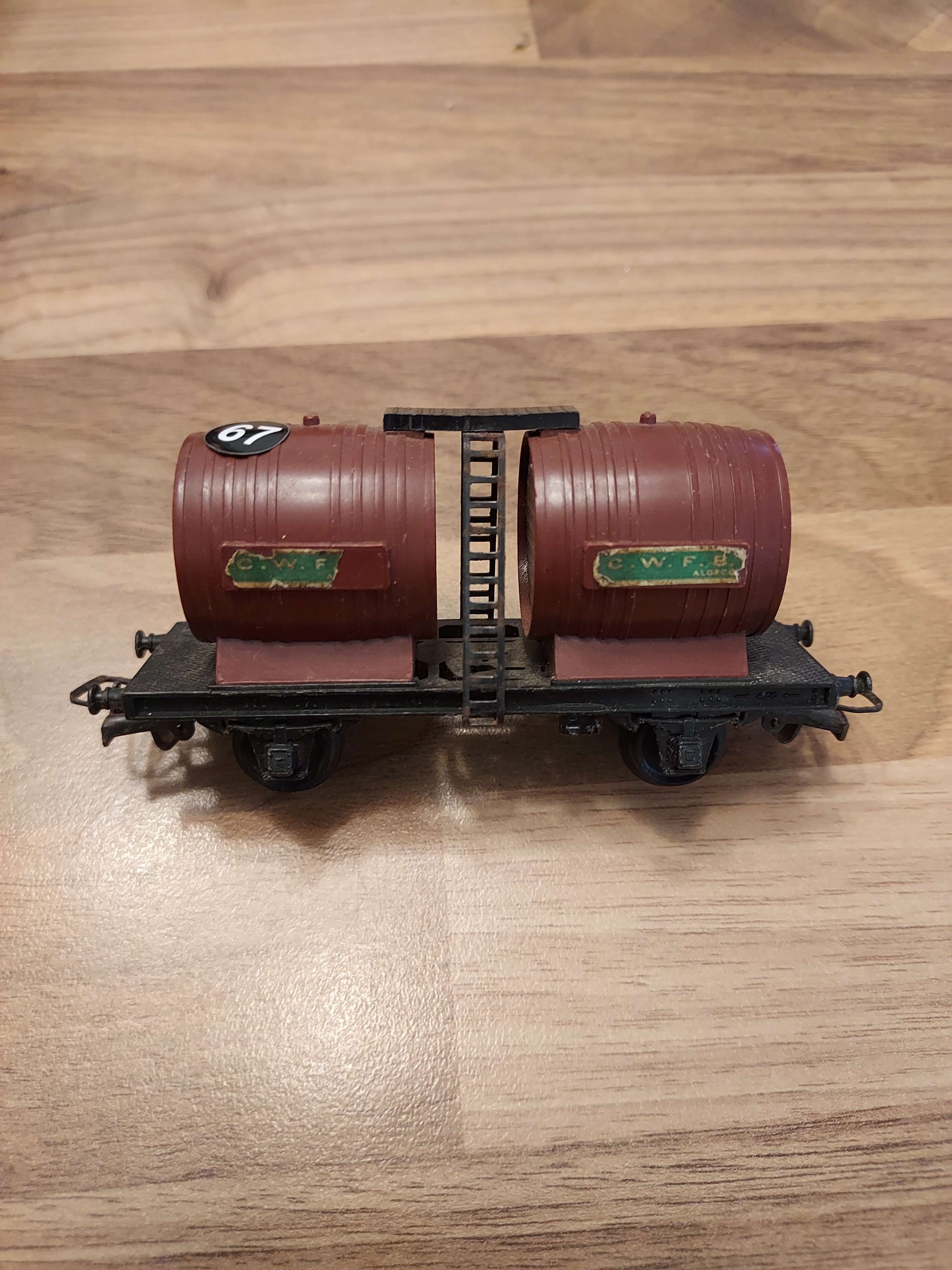 Jouef wagon  bi-foudre ref 67 HO 