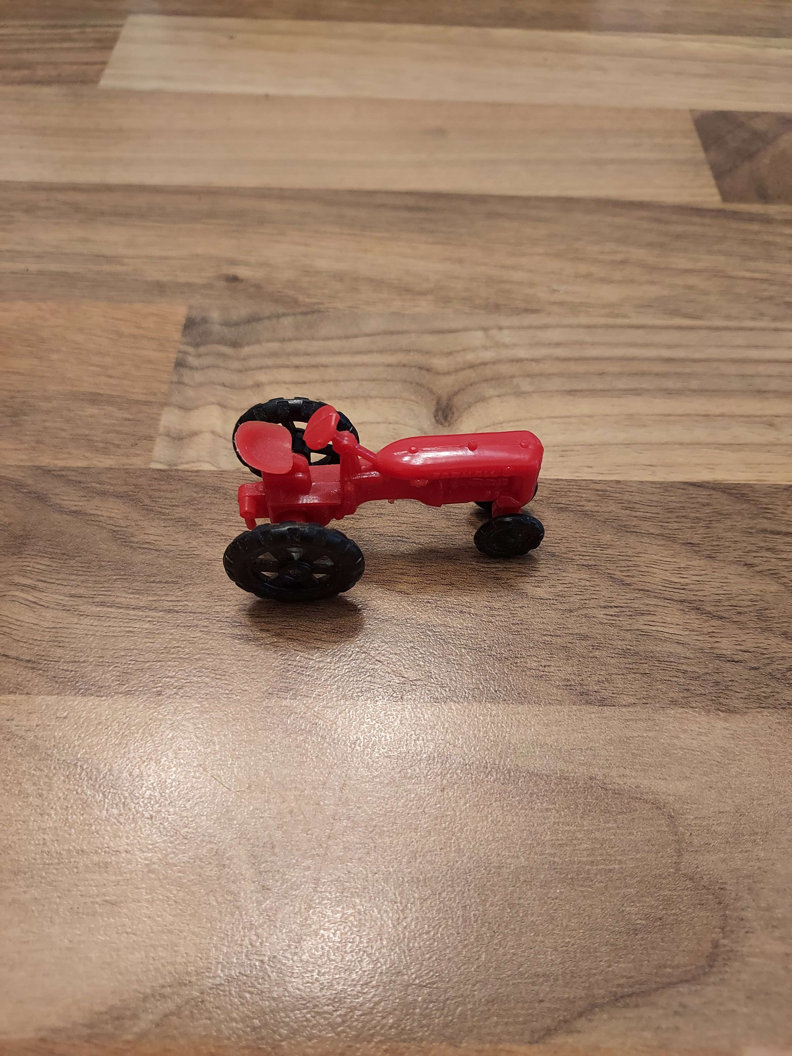JOUEF  HO 1/87  -  TRACTEUR POUR WAGON MARCHANDISE   