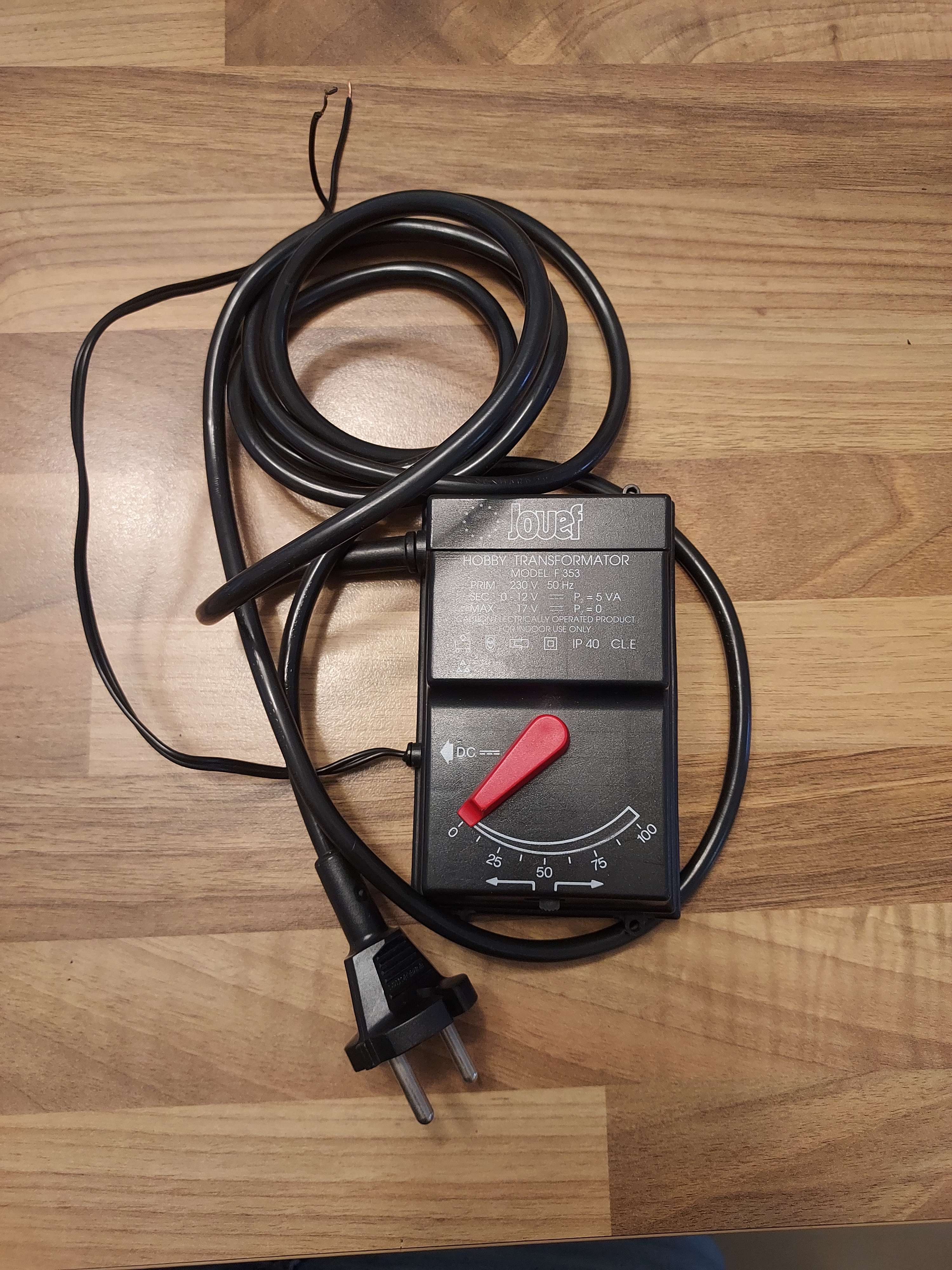 Jouef Hornby transformateur 230v 12v 17v max