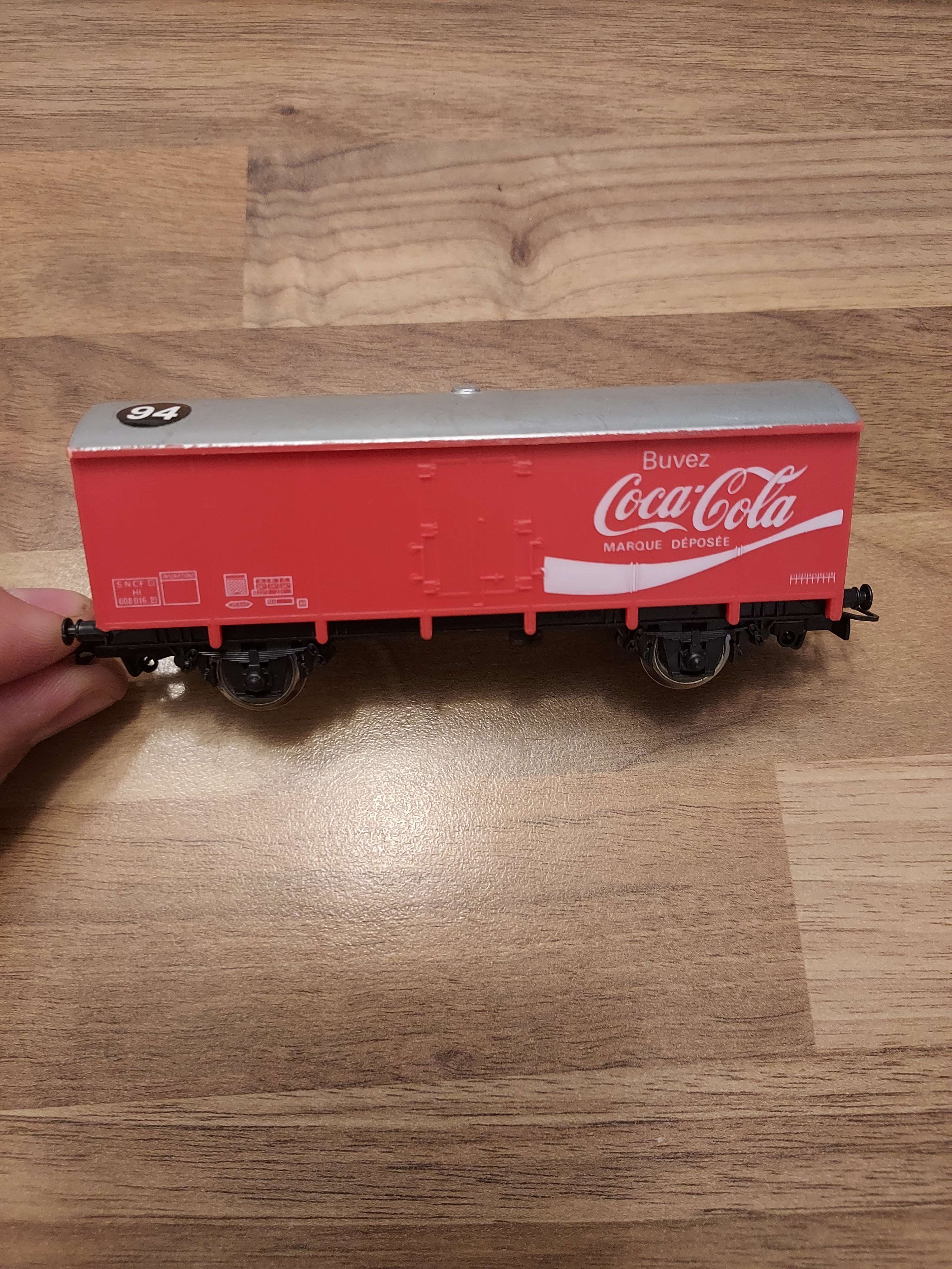 JOUEF  WAGON  COUVERT  A  ESSIEUX  COCA-COLA ref 94