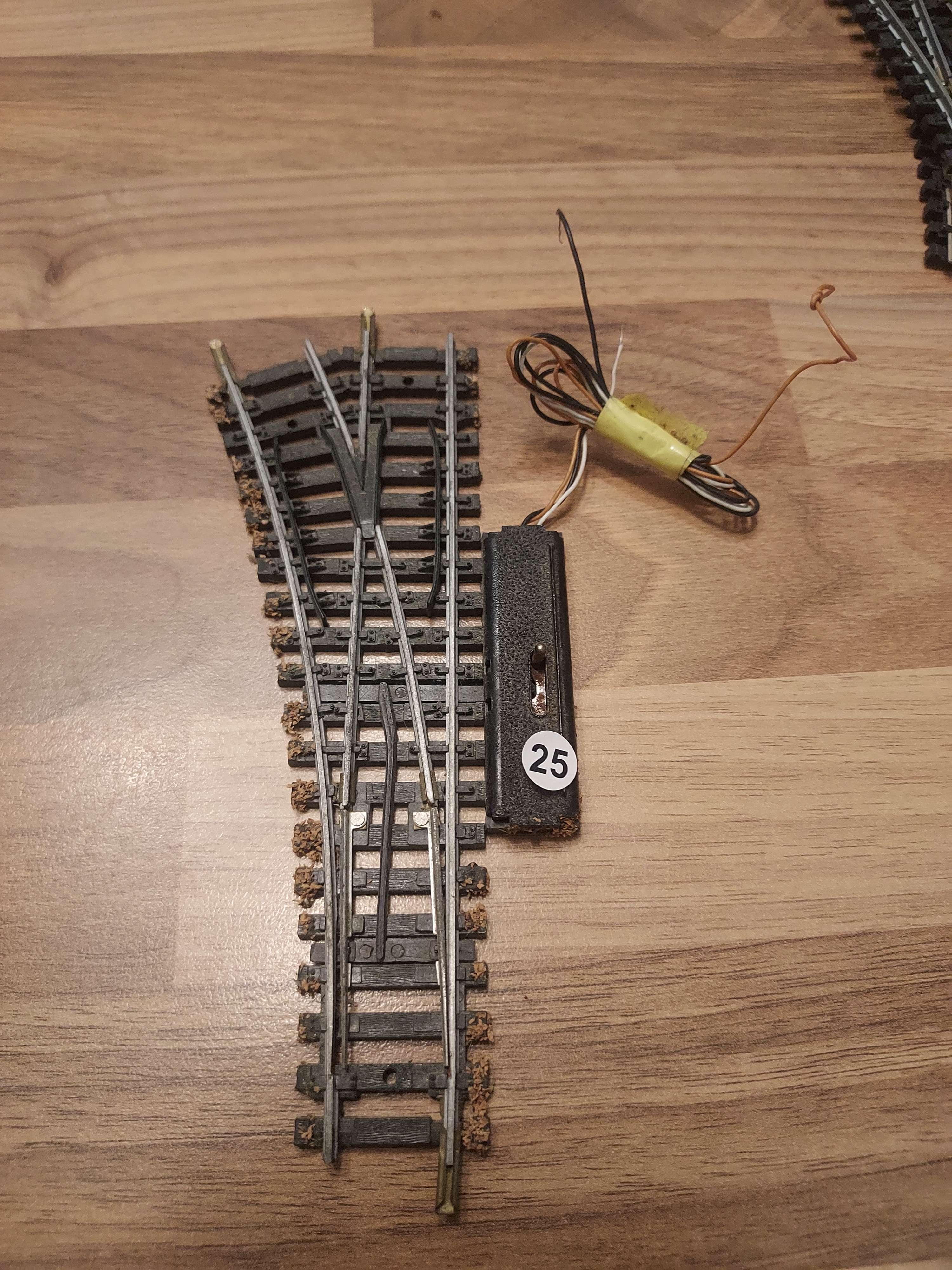 Jouef aiguillage gauche &eacute;lectrique rails acier fonctionne ref 25