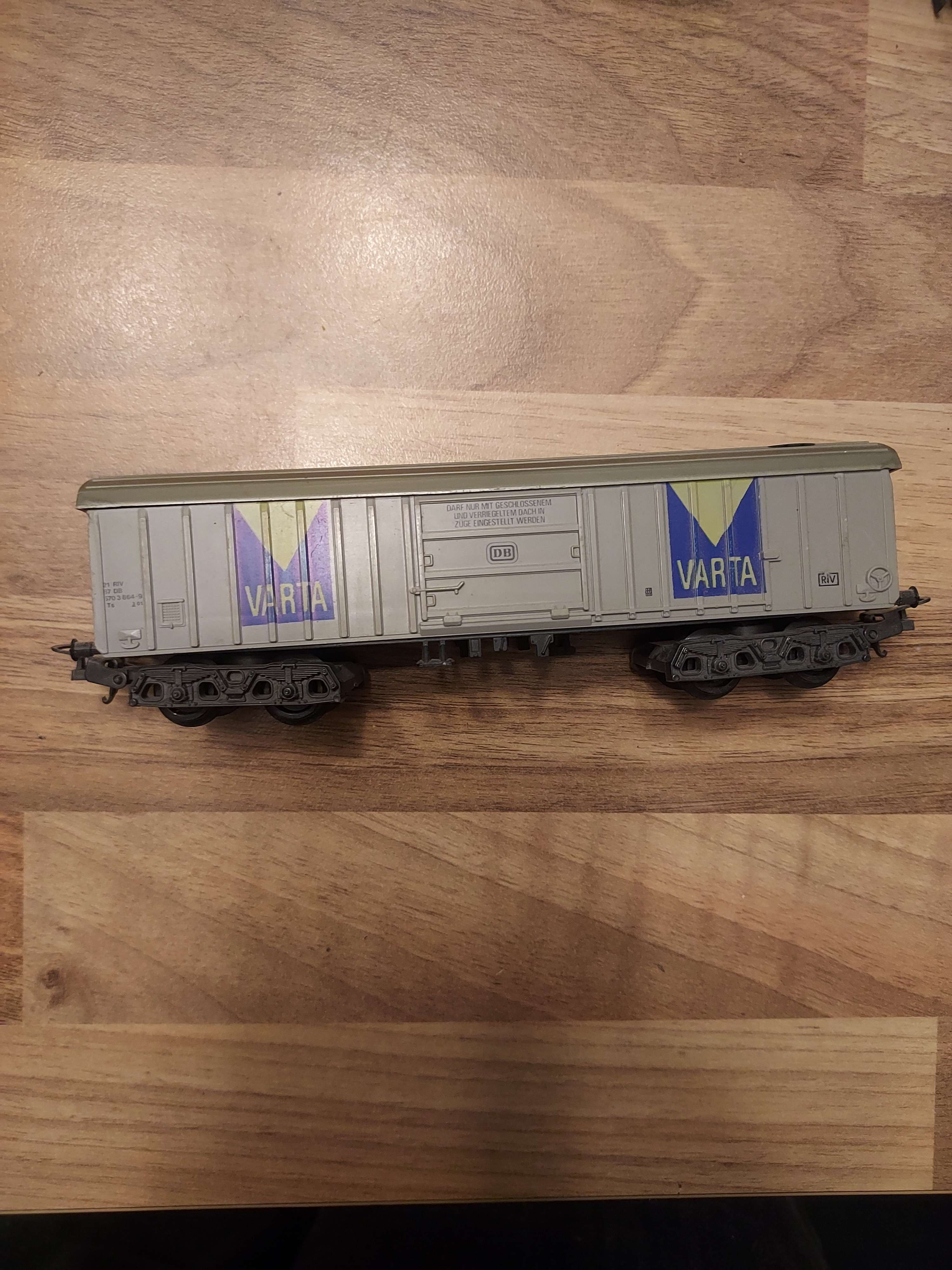 Lima wagon varta HO ref 11